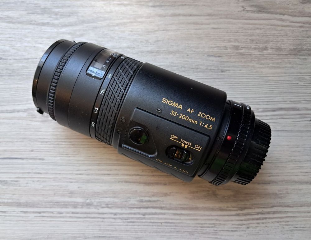 Sigma AF Zoom 55-200mm f1:4.5 Minolta MD