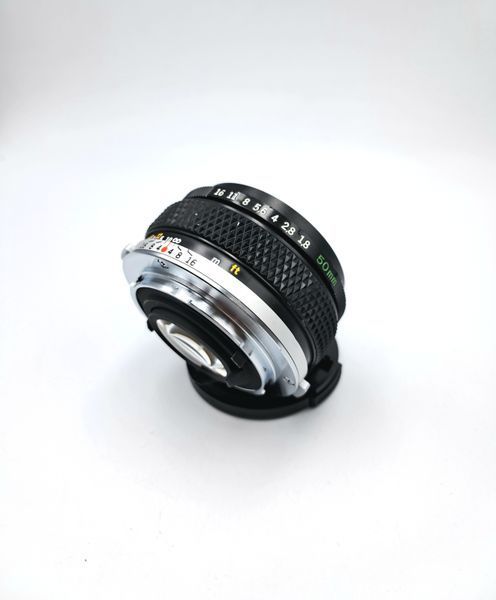 Olympus OM-SYSTEM Zuiko Auto-S 1:1.8 f=50mm