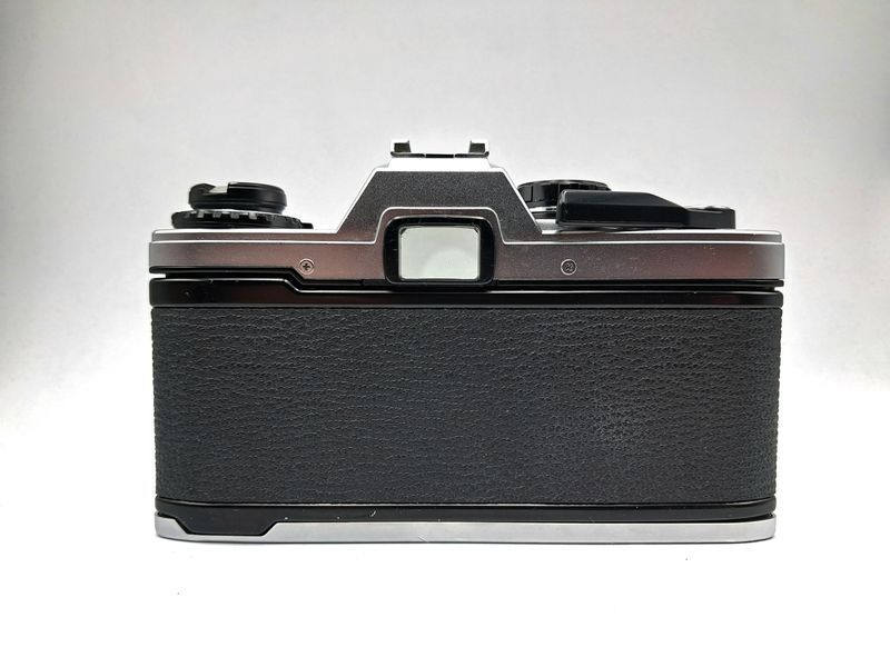 Olympus OM10