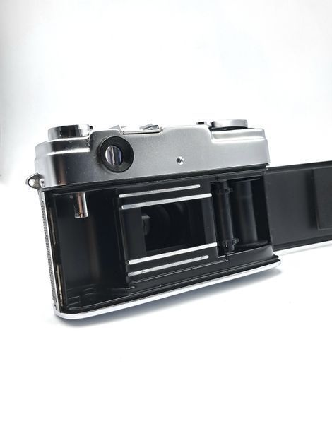 Yashica J