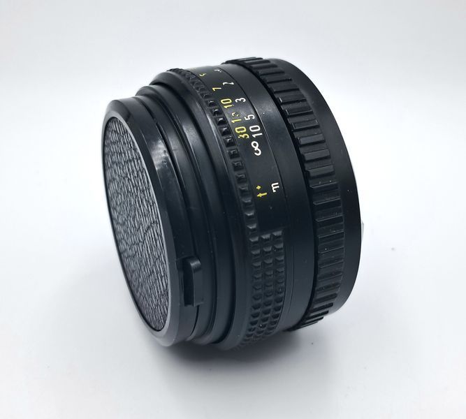 Ricoh Rikenon 1:2 50mm