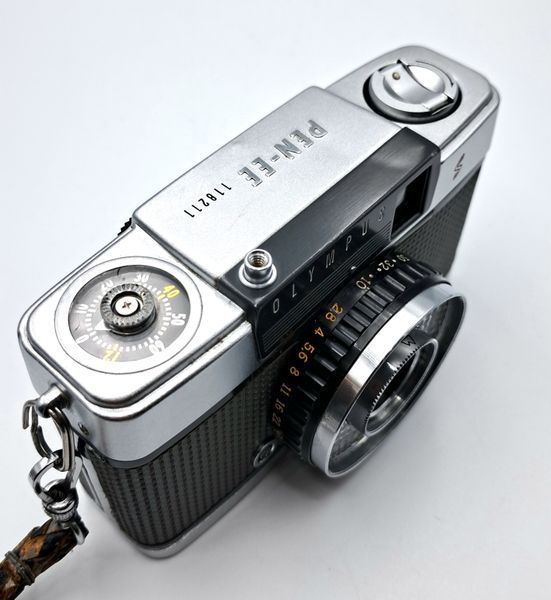 Olympus Pen-EE