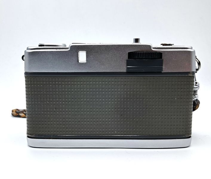 Olympus Pen-EE