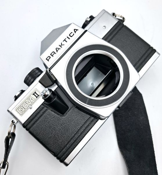 Praktica Nova II
