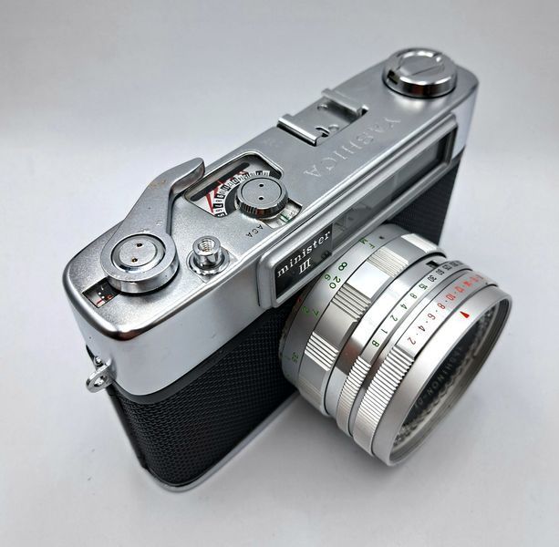 Yashica Minister III