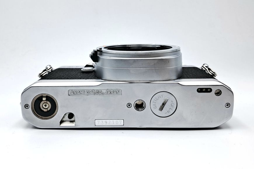 Pentax MG