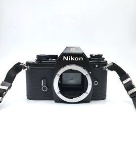 Nikon EM