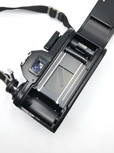 Nikon EM