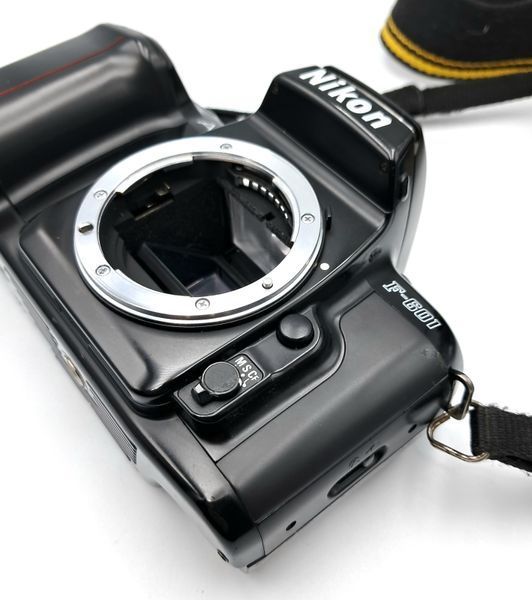 Nikon F-601