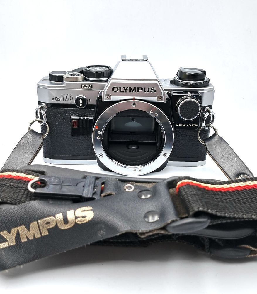 Olympus OM10 + Manual Adapter