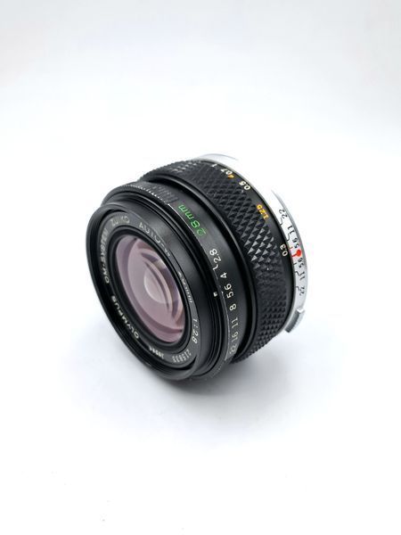 Olympus OM-System Auto-W 28mm 1:2.8