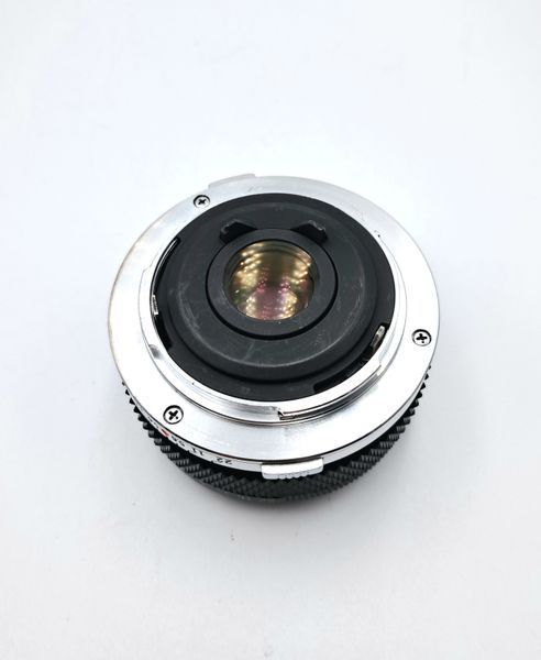 Olympus OM-System Auto-W 28mm 1:2.8