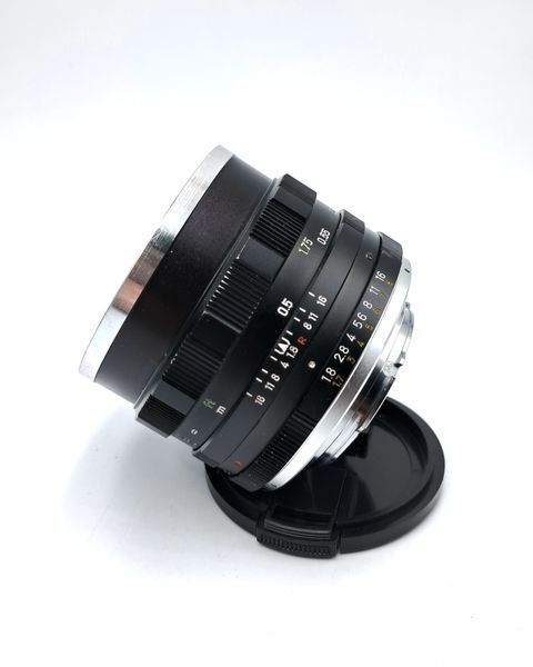 Minolta SR-1 + Minolta Auto Rokkor-PF 1:1.8 f=55mm