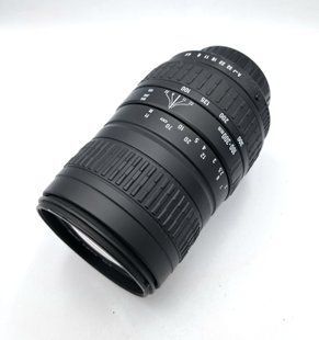 Sigma zoom 100-300mm 1:4.5-6.7 DL Pentax K