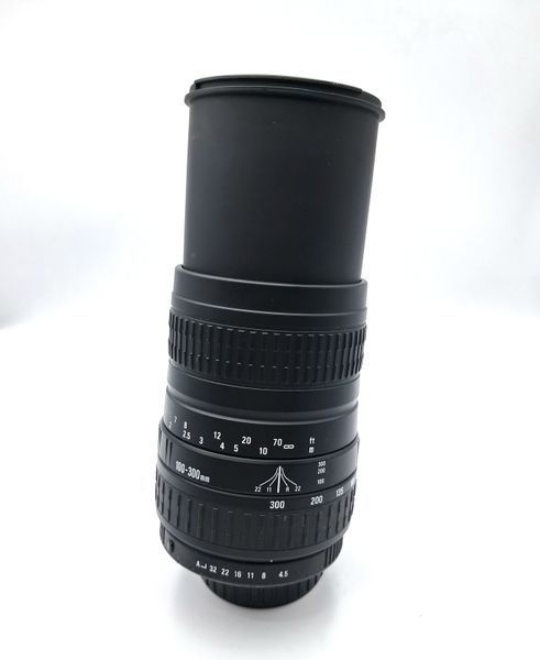 Sigma zoom 100-300mm 1:4.5-6.7 DL Pentax K