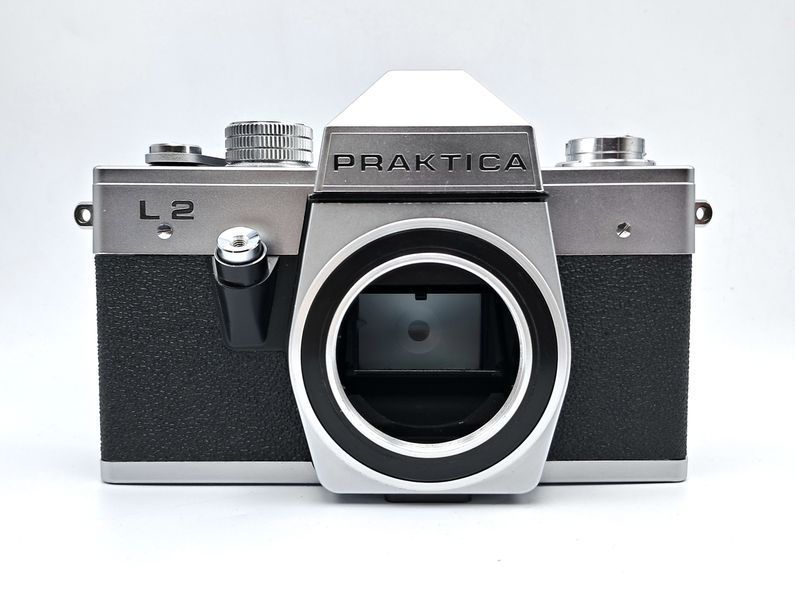 Praktica L2
