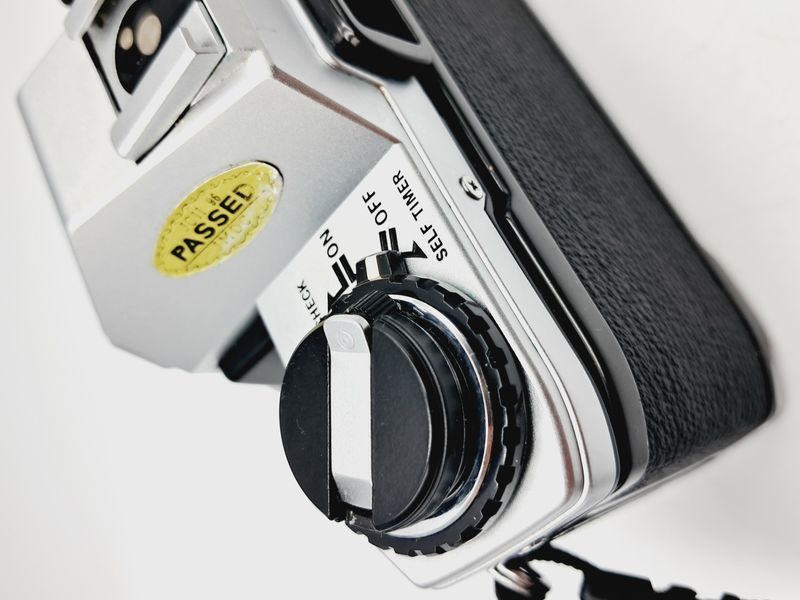 Olympus OM10
