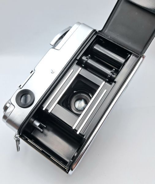 Yashica J