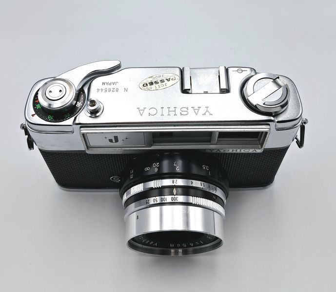 Yashica J