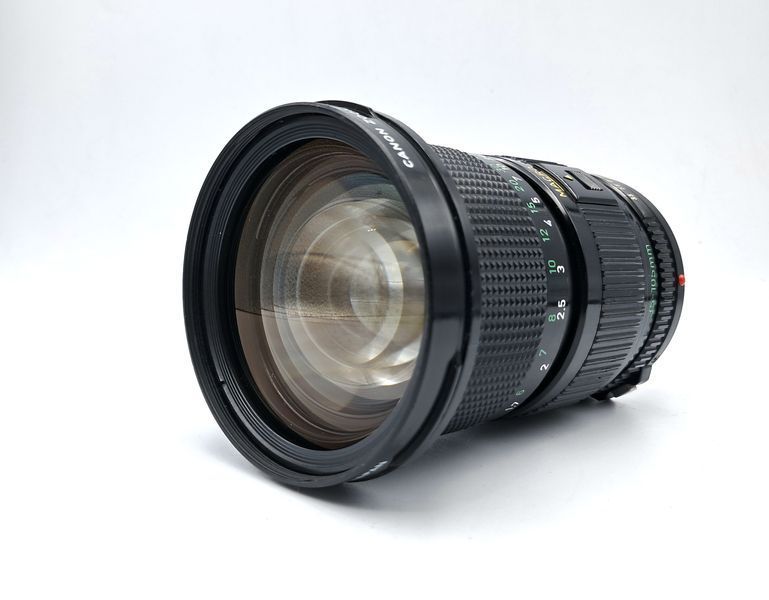 Canon Zoom Lens FD 35-105mm 1:3.5 New FD