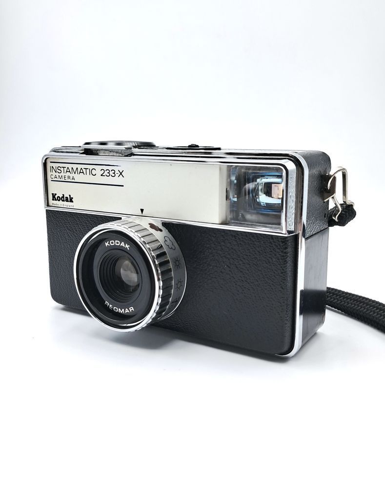 Kodak Instamatic 233-x Camera Kodak Instamatic 233-x Camera фото