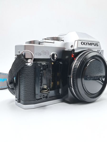 Olympus OM 30