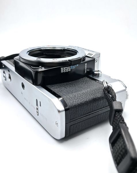 Olympus OM 30
