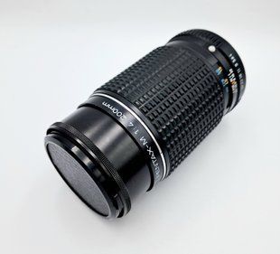 SMC Pentax-M 200mm f/4 із передньою кришкою