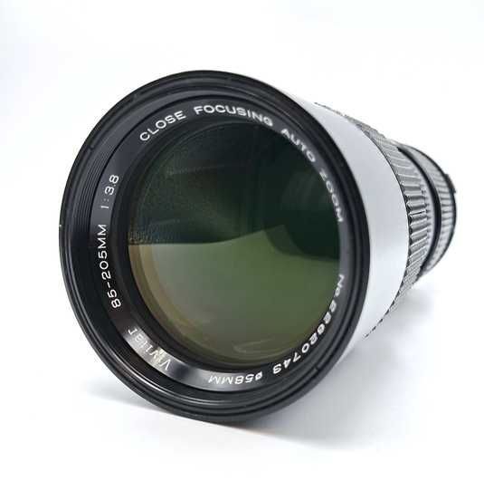 Vivitar 85-205mm f/3.8 Close Focusing Auto Zoom – об'єктив для