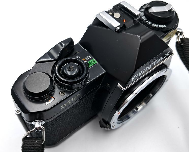 Pentax MV