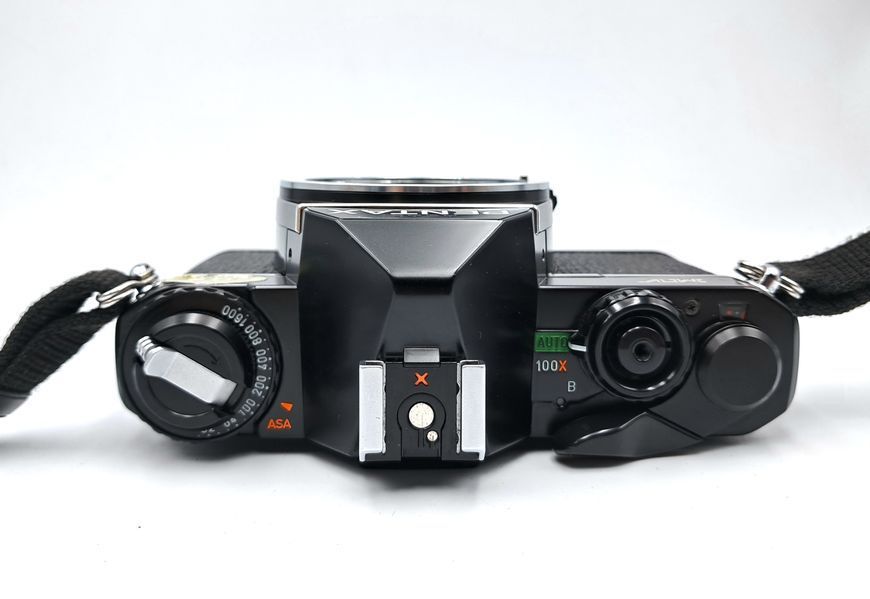 Pentax MV