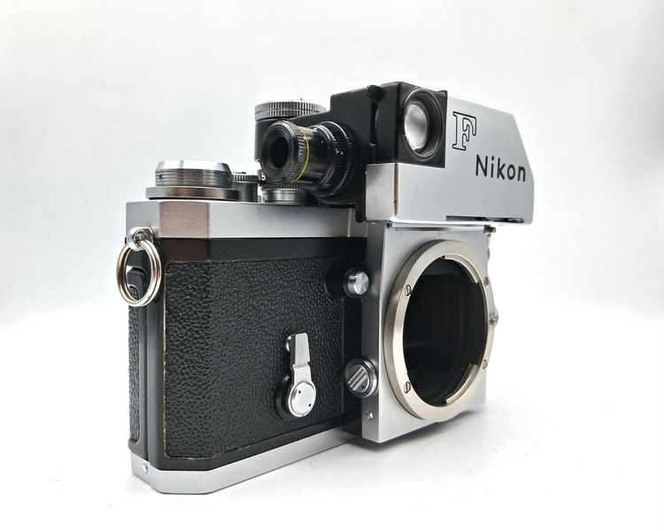 Nikon F