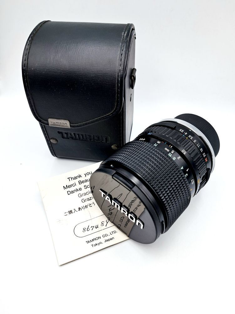 Tamron 28-70mm f/3.5-4.5 CF Macro BBAR MC Adaptall-2 із передньою кришкою