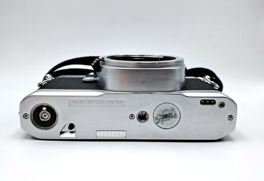 Pentax MG