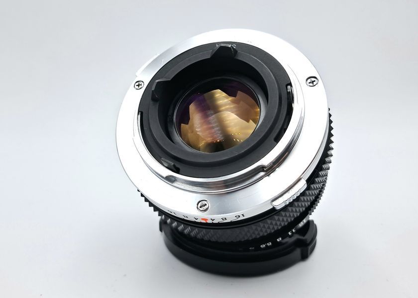 Olympus OM-System Zuiko Auto-S 1:1.8 f=50mm