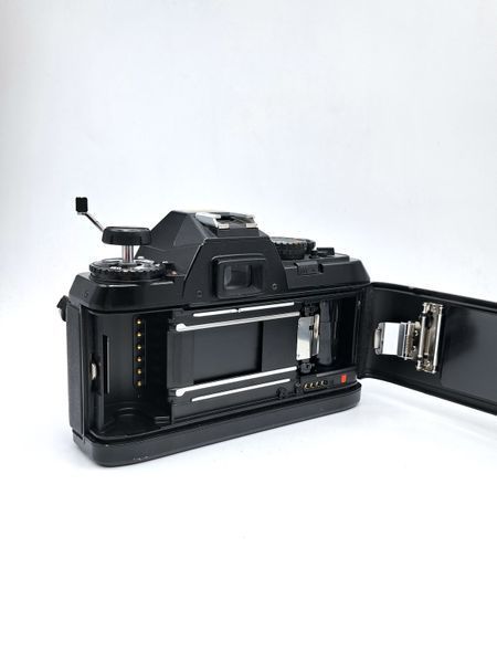 Nikon F-301