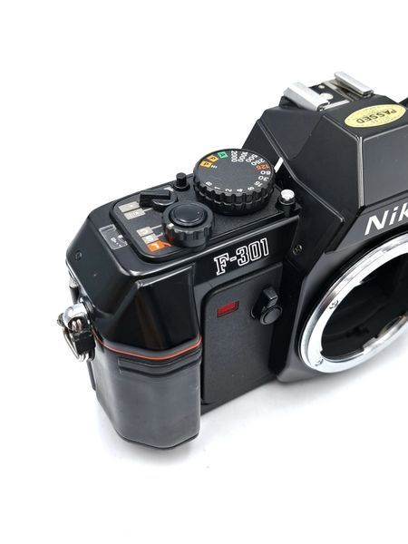 Nikon F-301