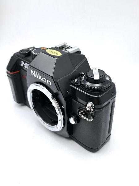 Nikon F-301