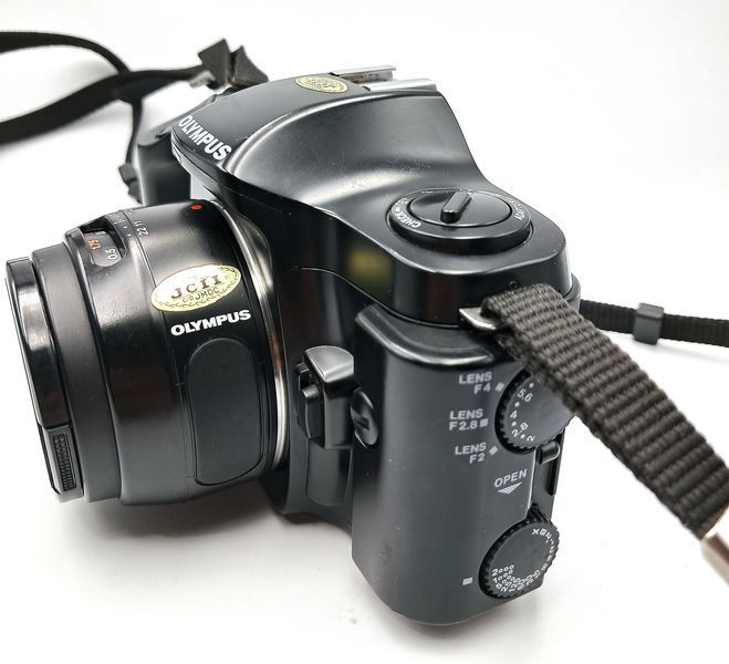 Olympus OM 101 + Olympus Lens 50mm 1:2 PF