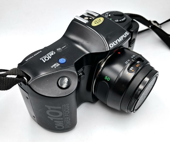 Olympus OM 101 + Olympus Lens 50mm 1:2 PF