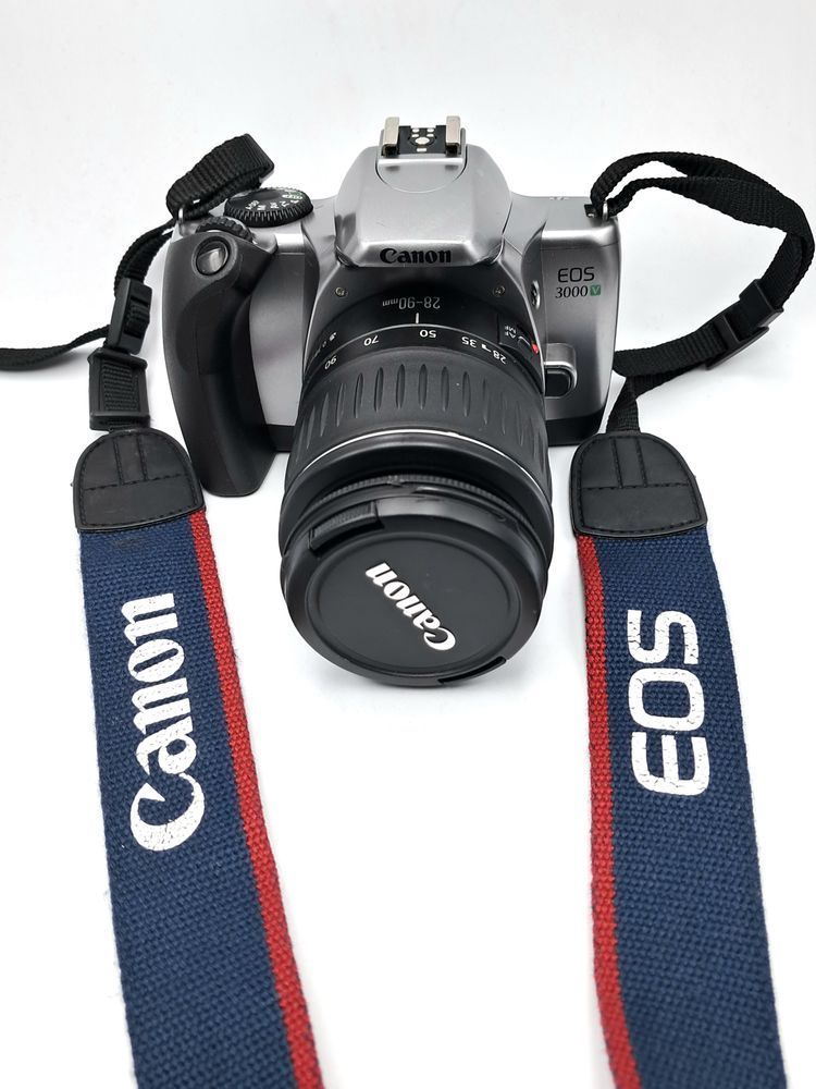 Canon EOS 3000V