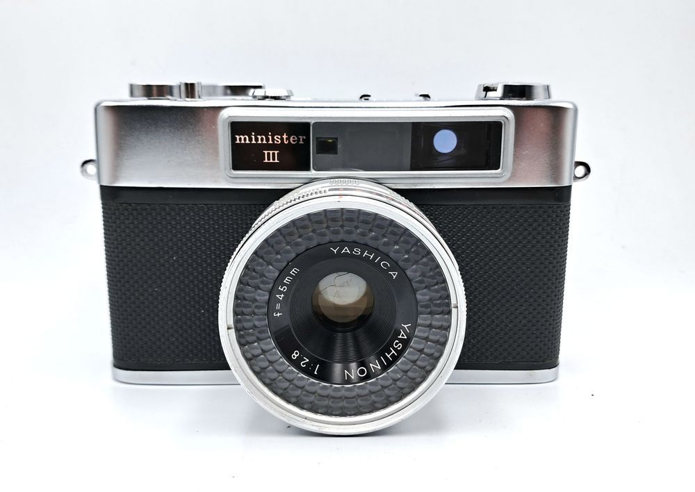 Yashica Minister III