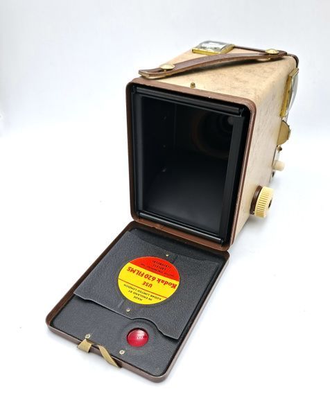 Kodak Brownie Flash IV