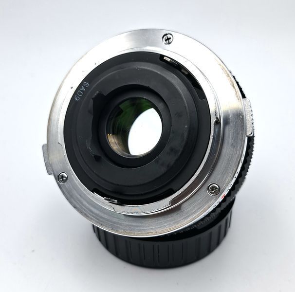 Olympus OM-SYSTEM Zuiko Auto-W 28mm 1:2.8 324160 фото