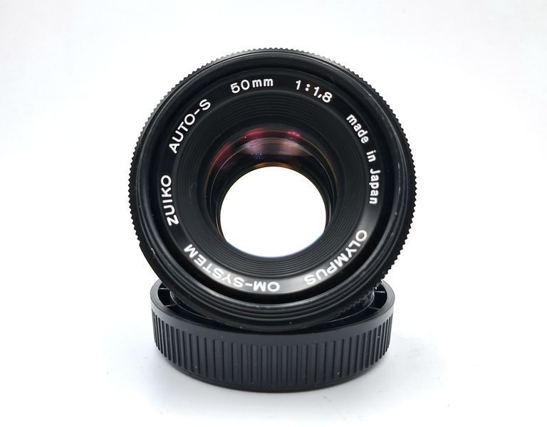 Olympus OM-System Zuiko Auto-S 1:1.8 f=50mm