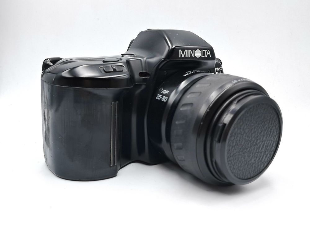 Minolta Dynax SPxi + Minolta AF Power Zoom 35-80mm 1:4-5.6