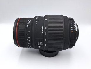 Sigma 70-300mm D 1:4-5.6 AP0 DG
