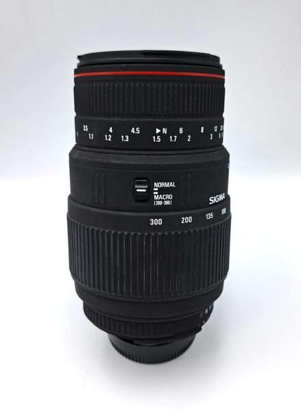Sigma 70-300mm D 1:4-5.6 AP0 DG
