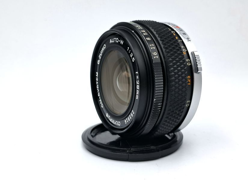 Olympus OM-SYSTEM G.Zuiko Auto-W 1:3.5 f=28mm