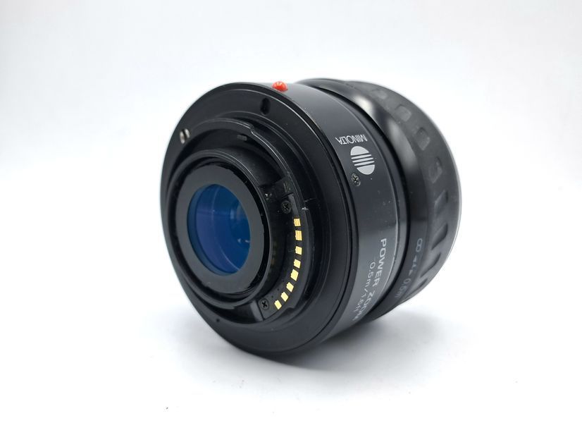 Minolta Dynax SPxi + Minolta AF Power Zoom 35-80mm 1:4-5.6